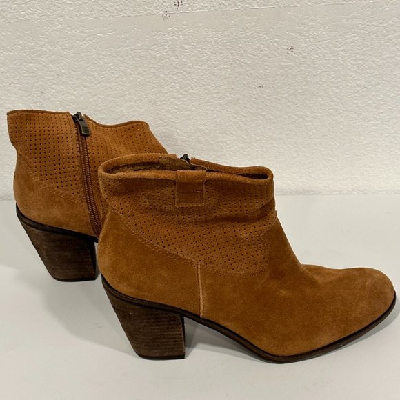 Vince Camuto Holden Brown Suede Leather Ankle Boots Heels Womens US Size 8.5 M